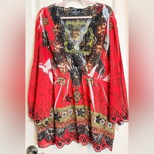 The Pyramid Collection Multicolor Lace Detail Top